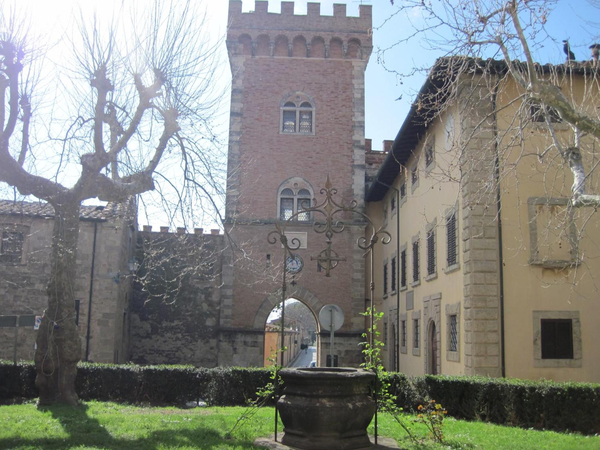 Hotel Il Ponte Cecina  Bagian luar foto